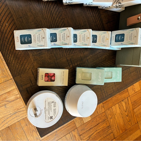 Blue and White Candle Accents for Elegant Home Decor - Picture 4 of 9